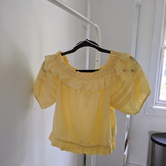 Brand New Yellow Blouse - Picture 2 of 4